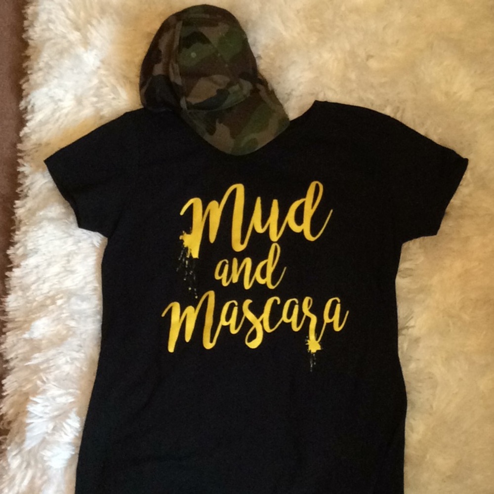 3/$10-NWOT, FITTED TEE